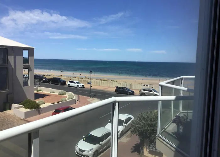 1 Bedroom Oceanview - Glenelg South