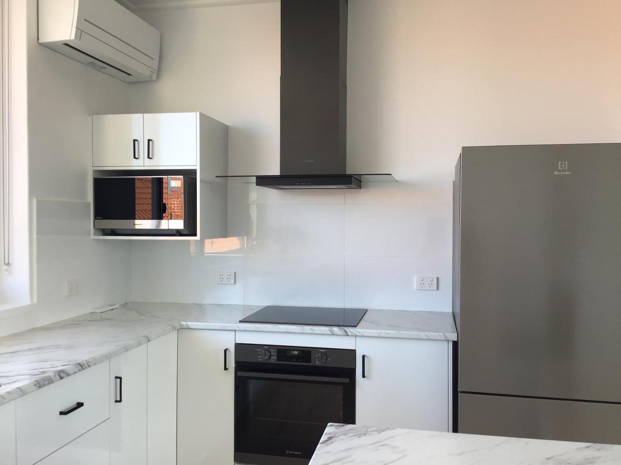 1 Bedroom Oceanview - South Glenelg
